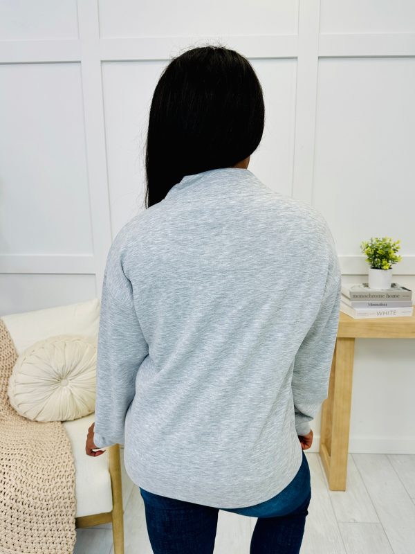 REG CURVY Gray Days Pullover on Sale