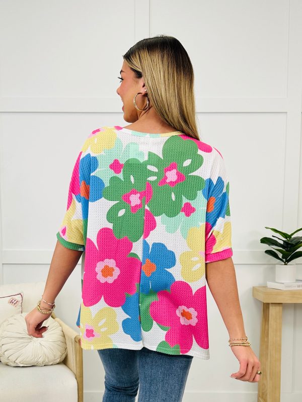 REG CURVY Retro Petals Top Discount