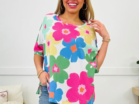 REG CURVY Retro Petals Top Discount